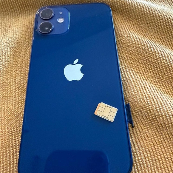 UNLOCKED Apple iPhone 12 mini, Blue 128GB - Picture 1 of 5